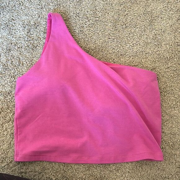 Old Navy Tops - Single shoulder cropped top large